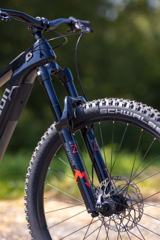 Polygon Collosus TLE 8 AXS