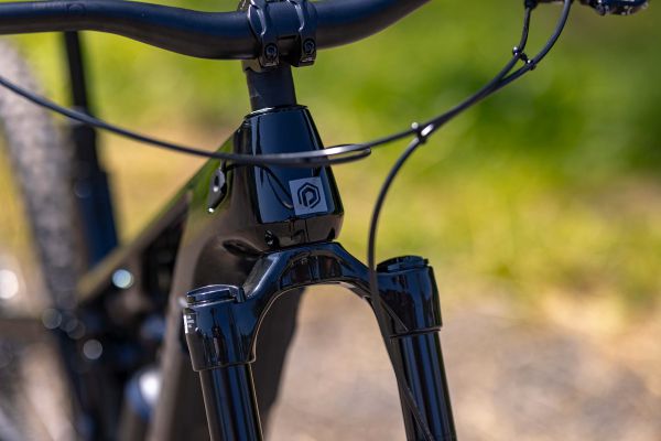 Polygon Collosus TLE 8 AXS