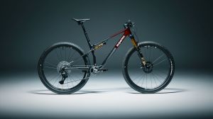 Superioru XF Team Fox