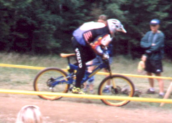 ME Downhill 1998 Oscar Saiz