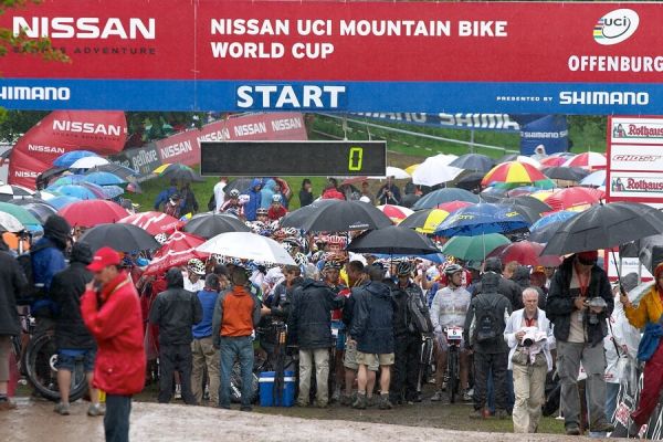 Nissan UCI MTB World Cup XC #2 26.-27.5. 2007 - ped startem mu